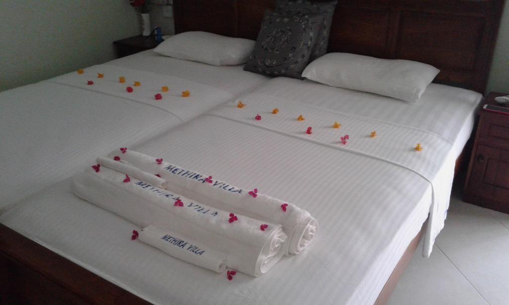 Methira Villa อลุทกามา ภายนอก รูปภาพ